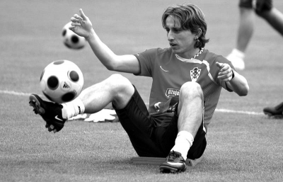 法比安：适应巴黎的过程非常艰苦 恩里克是一名伟大的教练