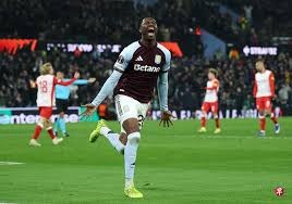 记者：曼城愿意冬窗外租18岁前锋桑加雷，安德莱赫特等队有意